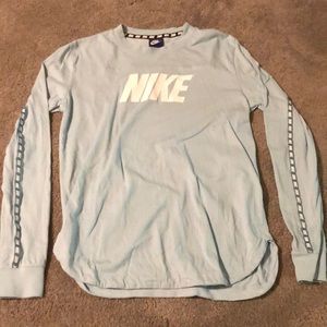 Long sleeve blue Nike tee